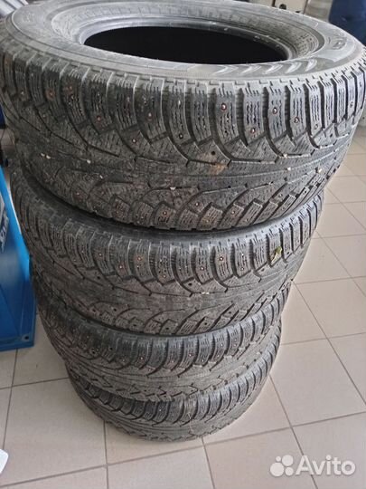 Nokian Tyres Hakkapeliitta 5 285/65 R17 116