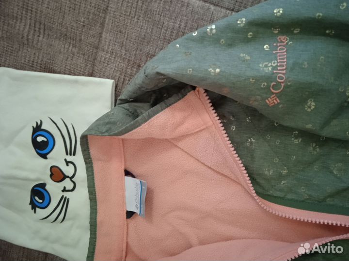 Ветровка, кофточки платье на 128-134 размер