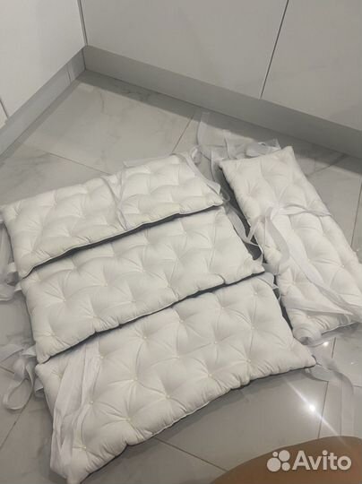 Бортики в кроватку