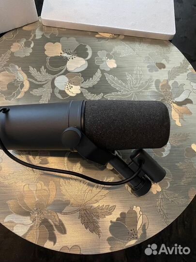 Микрофон Shure sm7b