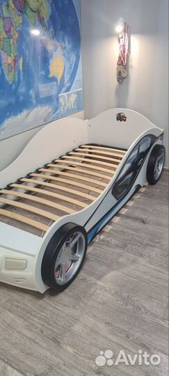 Кровать машина с ортопед. матрасом и стол