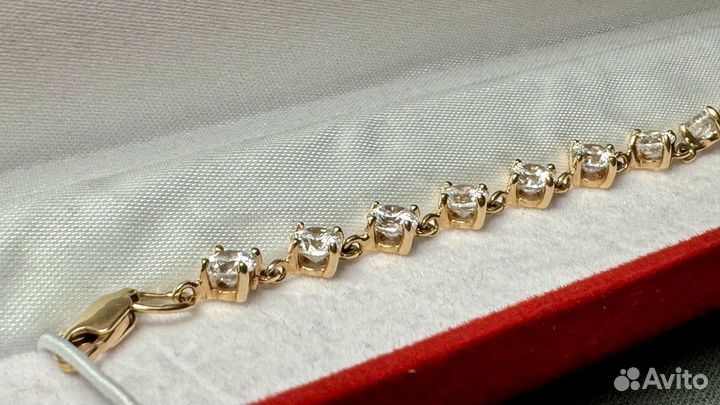 Браслет золотой с фианитами Lazotto, размер 17,5