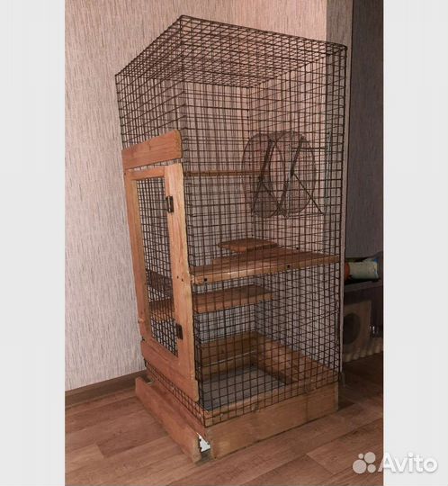 Клетка большая