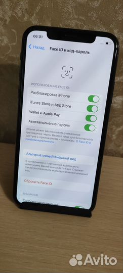 iPhone X, 64 ГБ