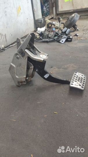 Педаль тормоза Honda Civic 5D