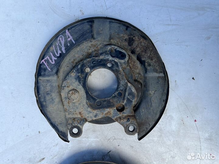 Пыльник тормозного диска задний Nissan Tiida