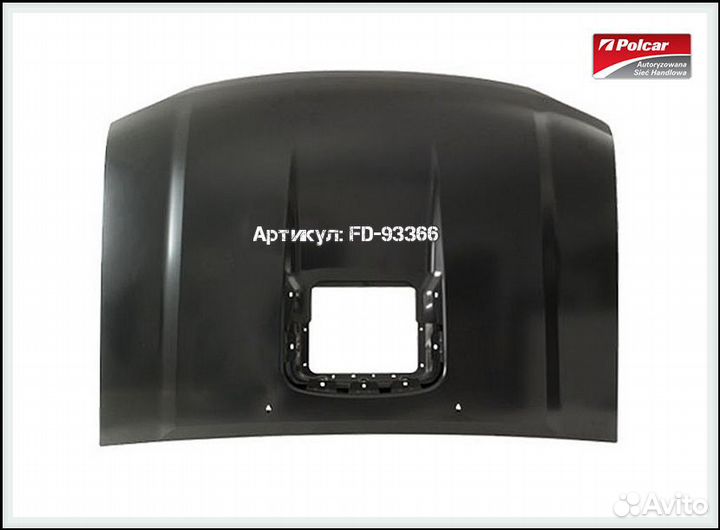 Капот с отверстием Nissan Pickup