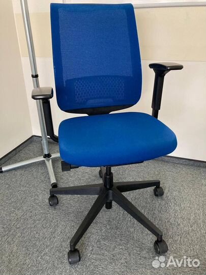 Компьютерное кресло Steelcase