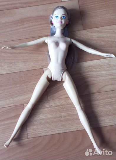 Кукла барби