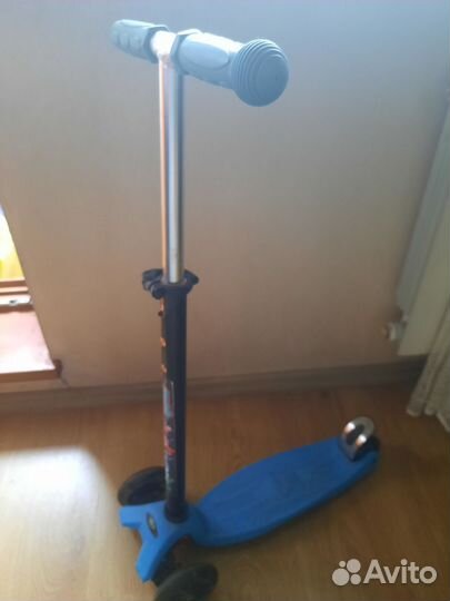 Самокат детский трехколесный бу