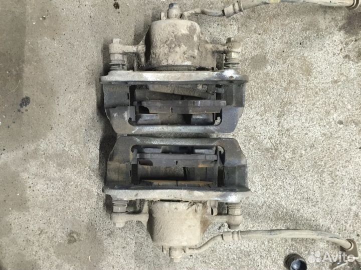 Передний тормозной суппорт Hyundai Solaris