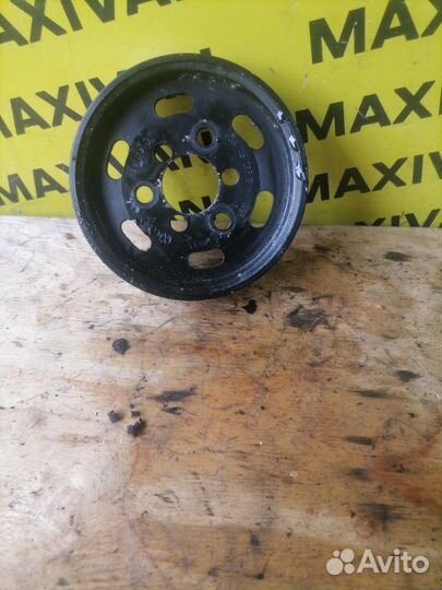 Шкив насоса гидроусилителя Audi A6 C6 BRE 2007