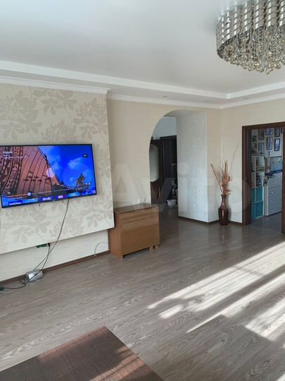 Дом 200 м² на участке 18 сот.