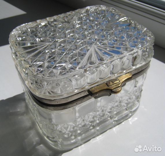Шкатулка стеклянная старинная 1903 г