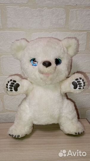 Игрушка интерактивного белого мишки forreal