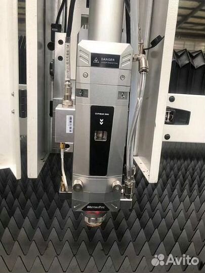 Лазерный станок / оптоволоконный лазер MC 1,5кВт