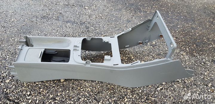 Volkswagen Golf V Plus 2005-2014 Консоль