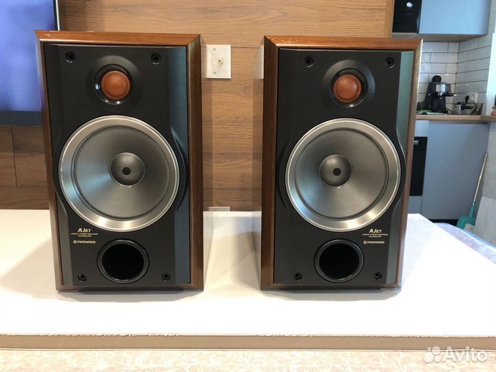 Полочная акустика Pioneer