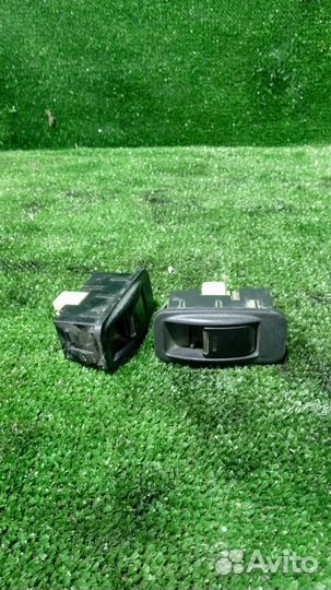 Кнопка стеклоподъемника Toyota Caldina