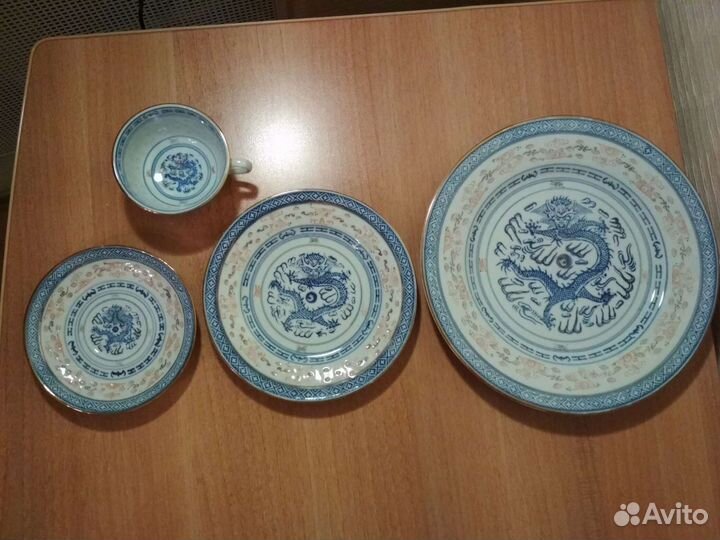 Чайный сервиз. Дракон.Рисовый фарфор.Старый китай