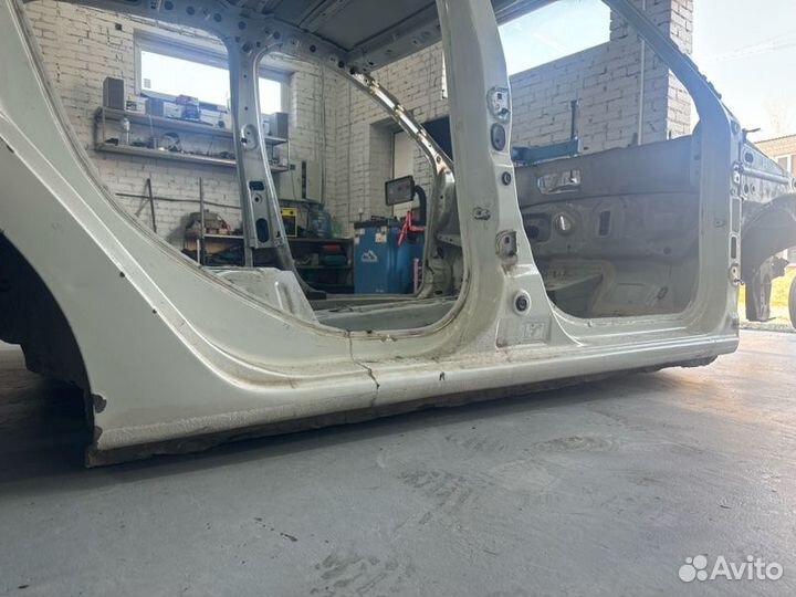 Порог со стойкой правый Renault Logan K7M 2014