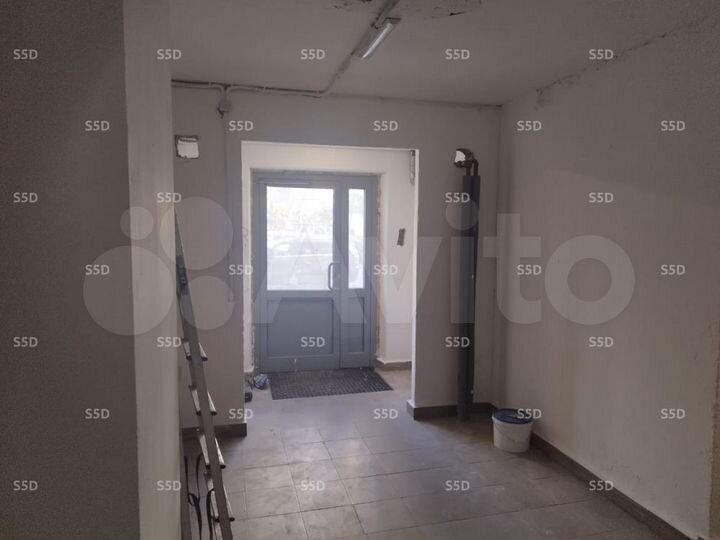 Продам торговое помещение, 180.7 м²