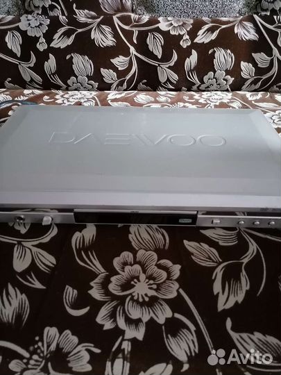 Портативный dvd плеер