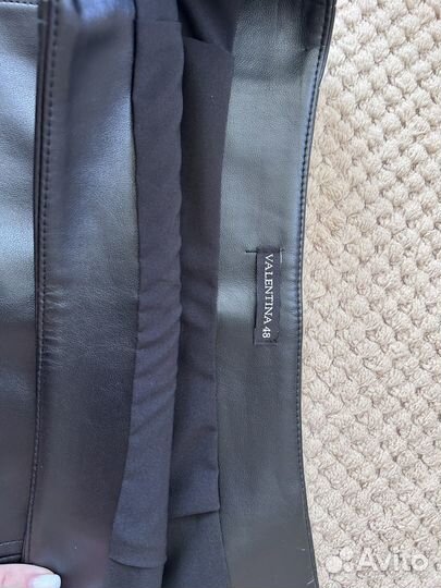 Кожаная юбка 48 размера