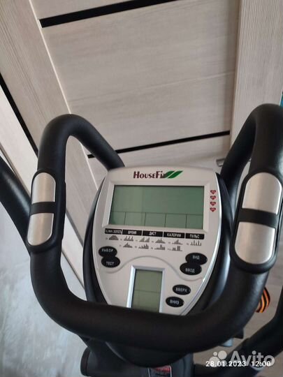 Эллиптический тренажер