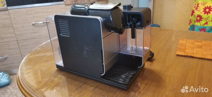 Капсульная кофемашина delonghi nespresso