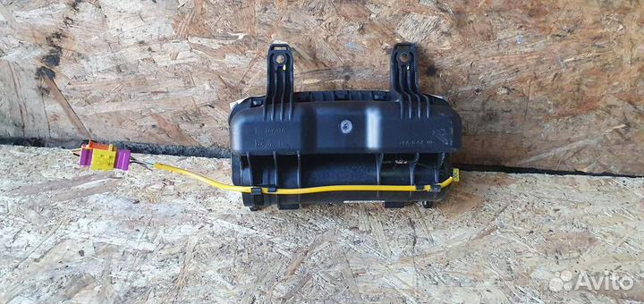 Подушка безопасности пассажира Opel Meriva B 2010