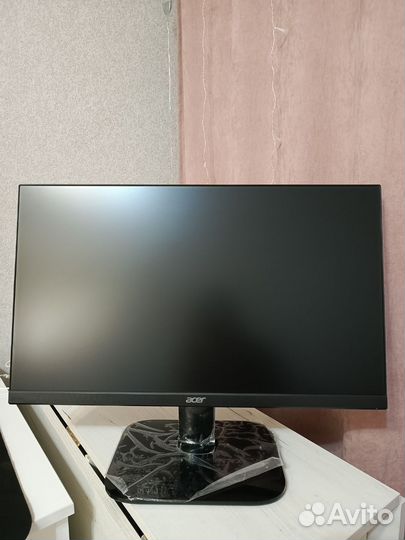 Монитор 24 дюйма