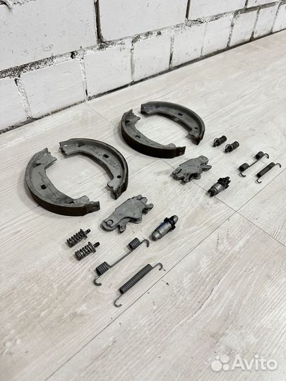 Колодки ручника BMW E81 E90 F20 F30