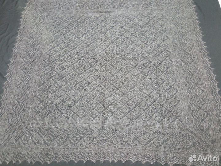 Паутинка пуховая ажурная 
