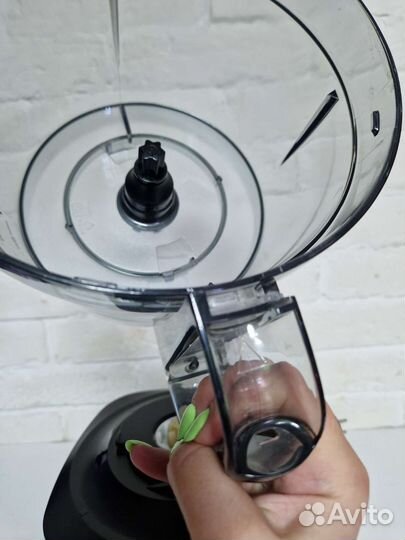 Кухонный комбайн Redmond RFP-3904