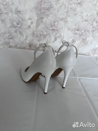 Туфли женские