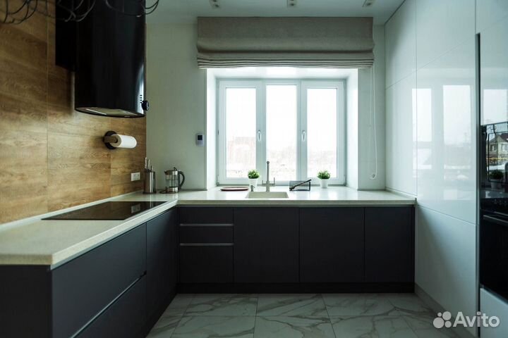 Кухня в потолок на заказ