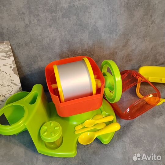 Игрушка для детей Волшебная мороженица новая