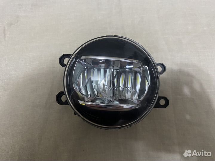 Противотуманная фара Toyota Camry 55 LED