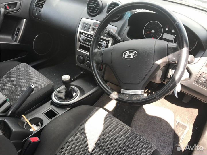 Разбор на запчасти Hyundai Coupe (Tiburon) 2002-20