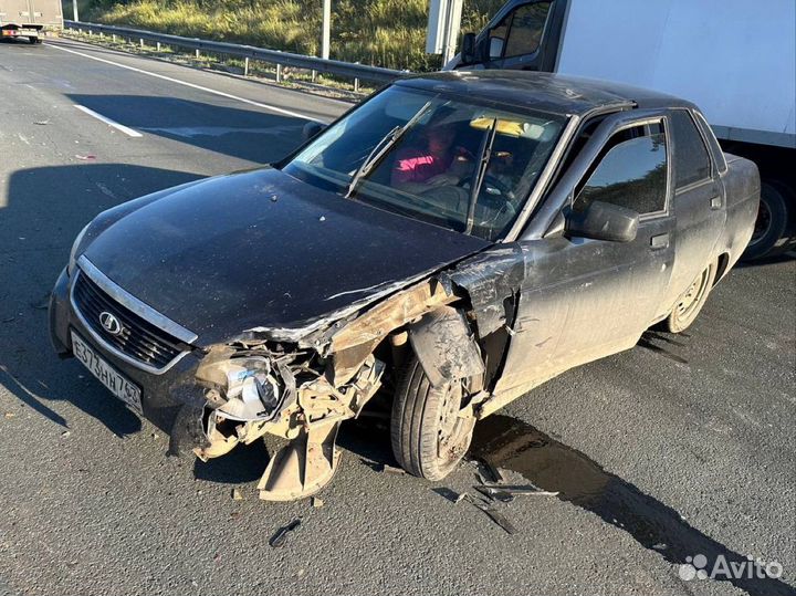 LADA priora по запчастям