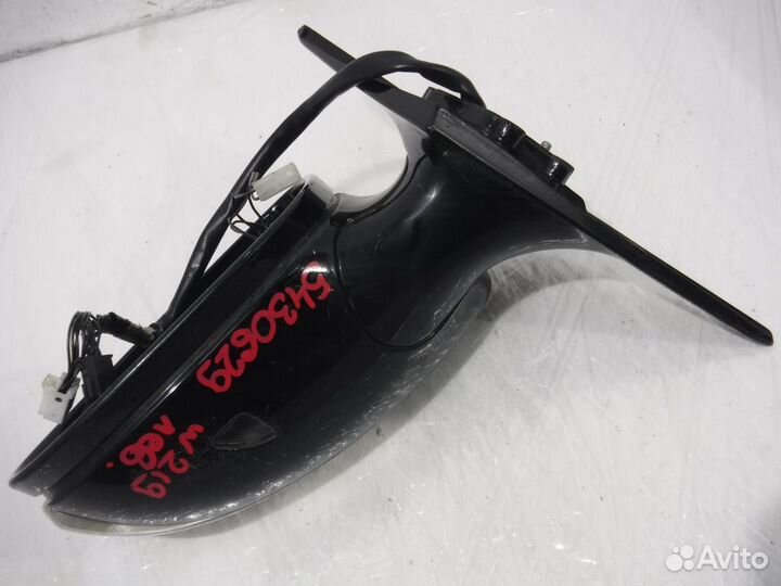 Зеркало левое Mercedes C219 CLS