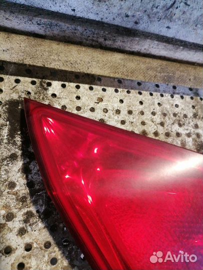 Фонарь задний левый Opel Astra J