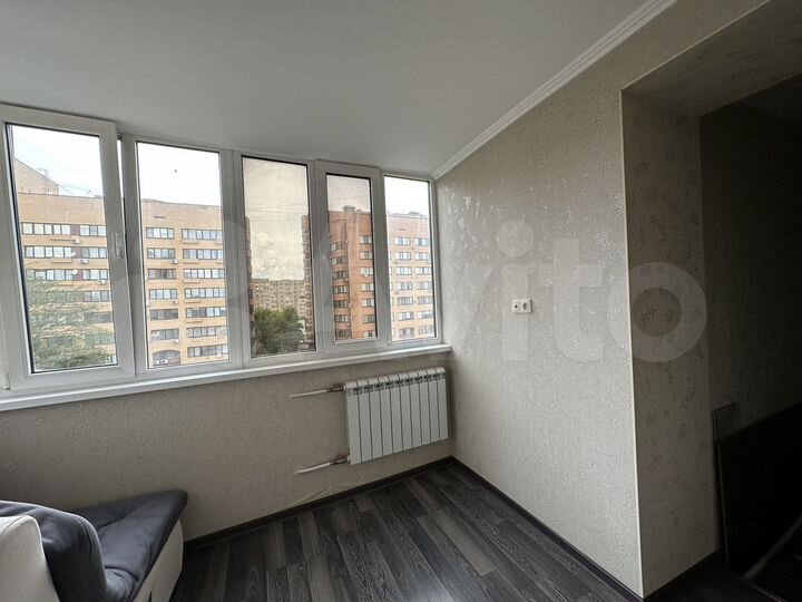2-к. квартира, 72 м², 8/10 эт.