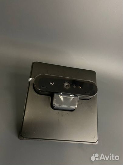 Веб-камера Logitech Brio C1000E