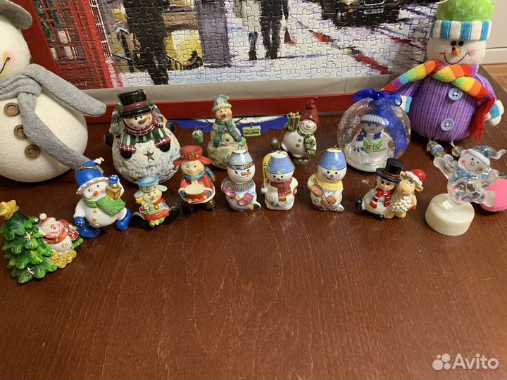 Коллекция снеговичков