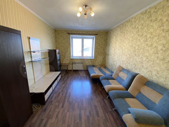 2-к. квартира, 54 м², 8/15 эт.