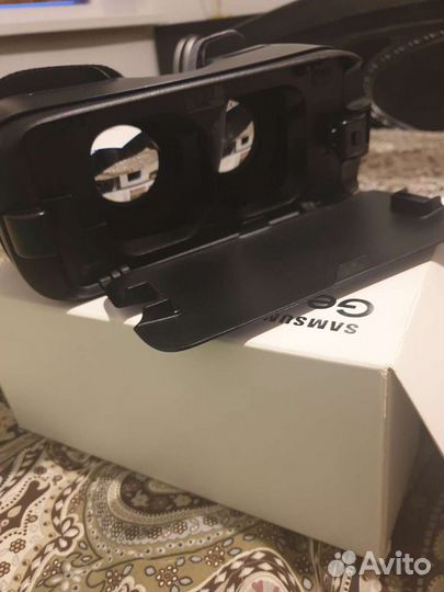 Очки виртуальные