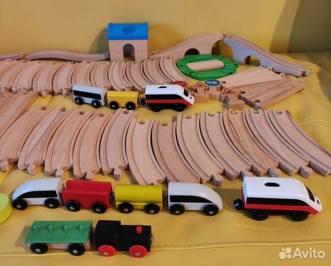 IKEA деревянная железная дорога