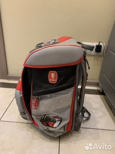 Продам ранец школьный Hama step by step